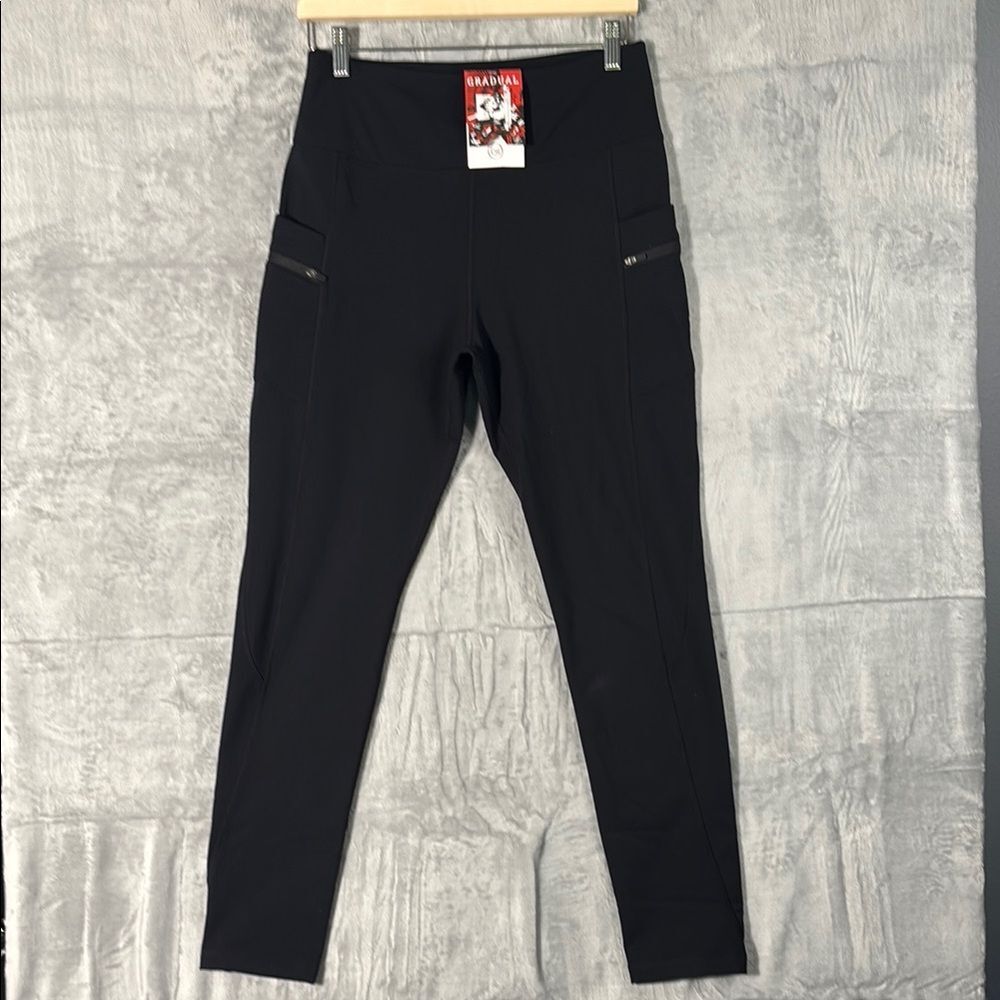 NWT New Gradual Black Leggings with pockets Size Large